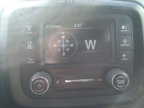 Used 2017 Jeep Renegade Trailhawk image 22