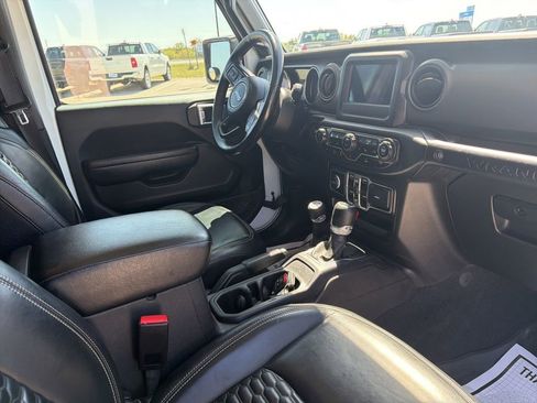 Used 2022 Jeep Wrangler Unlimited Sport image 20