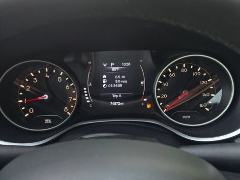 Used 2021 Jeep Compass Latitude FWD image 25