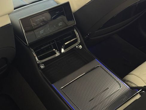 New 2026 Bentley Flying Spur Plug-In Hybrid image 21