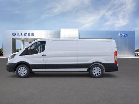 New 2025 Ford E-Transit Low Roof RWD image 3