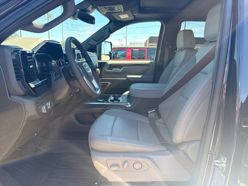 New 2026 GMC Sierra 2500 SLT AWD/4WD image 14