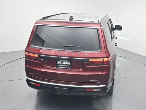 Used 2024 Jeep Wagoneer Series II AWD/4WD image 67