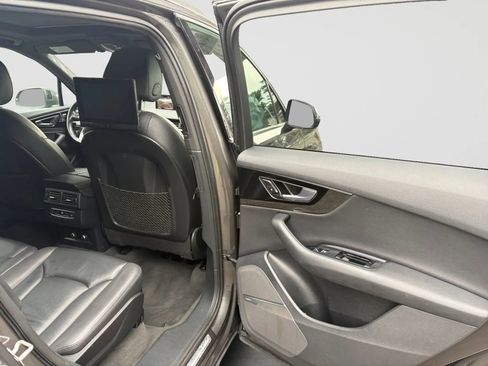 Used 2018 Audi Q7 3.0T Premium Plus AWD/4WD image 18