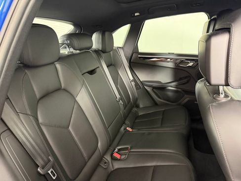 Certified 2016 Porsche Macan S AWD/4WD image 18