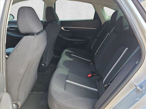 Used 2025 Hyundai Sonata SE image 18