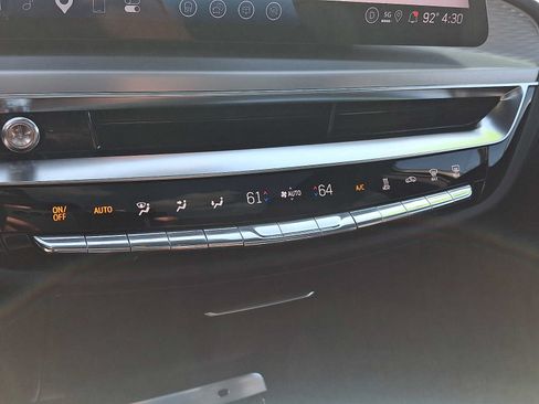 Used 2026 Cadillac Lyriq Luxury AWD/4WD image 16