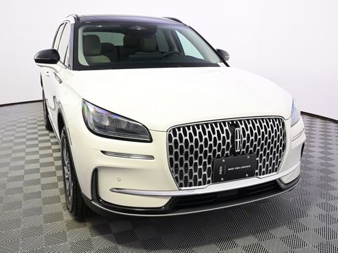 New 2026 Lincoln Corsair Premiere AWD/4WD image 9