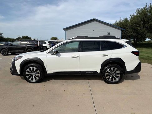 Certified 2024 Subaru Outback Touring XT AWD/4WD image 3