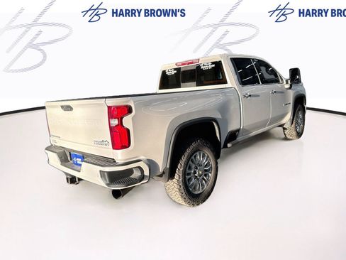 Used 2022 Chevrolet Silverado 3500 High Country w/ Safety Package II AWD/4WD image 10