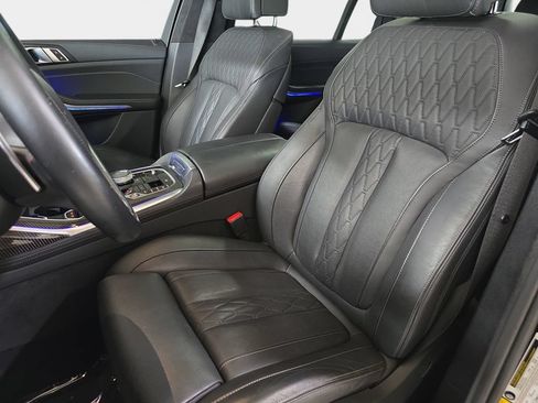 Used 2024 BMW X7 M60i w/ Executive Package AWD/4WD image 17