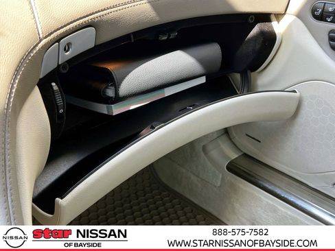 Used 2009 Mercedes-Benz SL 550 SL550 RWD image 34