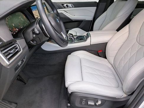 Used 2023 BMW X5 sDrive40i w/ Parking Assistance Package image 17