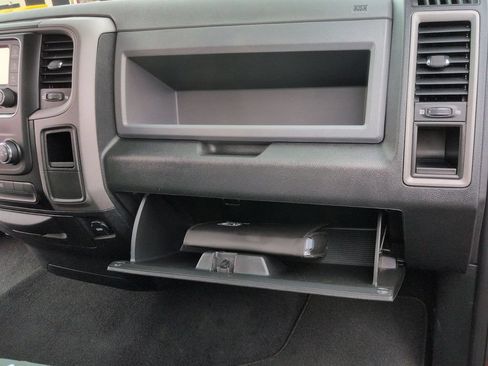 Used 2018 RAM 1500 Express w/ Express Value Package AWD/4WD image 28