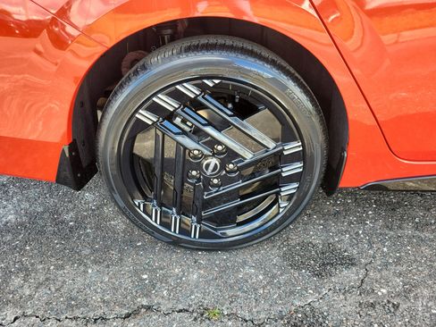 New 2026 Nissan Sentra SR w/ Floor Mat Package image 5