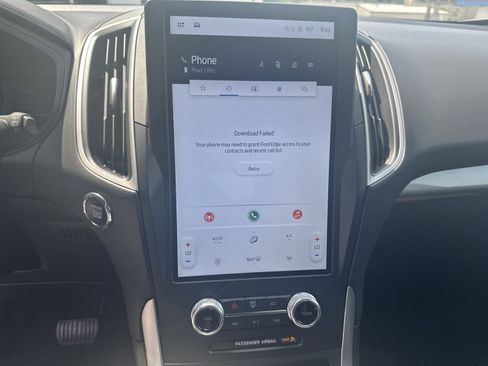 Used 2022 Ford Edge SE image 15