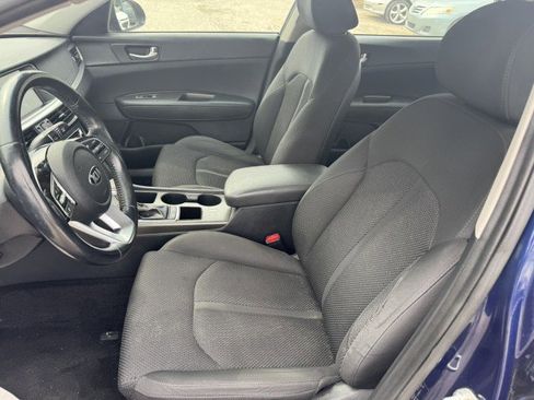 Used 2019 Kia Optima LX w/ LX Premium Package image 9