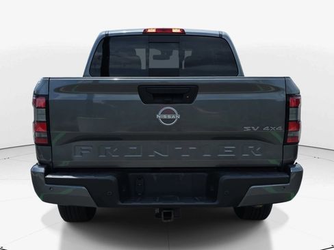 Used 2023 Nissan Frontier SV w/ SV Convenience Package AWD/4WD image 5