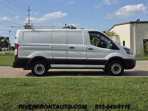 Used 2019 Ford Transit 150 130 Low Roof RWD image 2