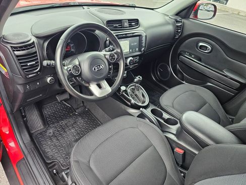 Used 2019 Kia Soul + w/ Audio Package image 2
