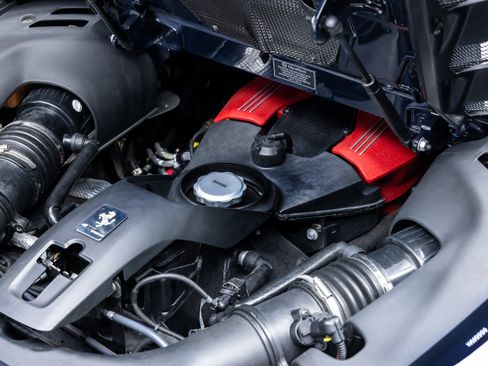 Used 2018 Ferrari 488 Spider RWD image 23