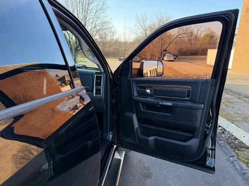 Used 2014 RAM 1500 Laramie w/ Convenience Group image 49
