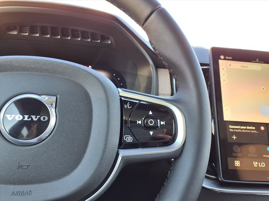 New 2026 Volvo XC90 T8 Plus w/ Protection Package Premier AWD/4WD image 16