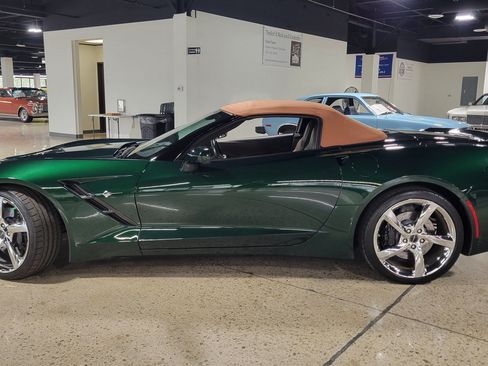 Used 2014 Chevrolet Corvette Stingray Convertible w/ 3LT Preferred Equipment Group RWD image 23