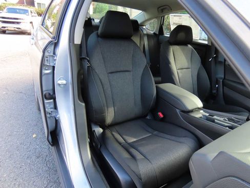 New 2025 Honda Accord LX image 14