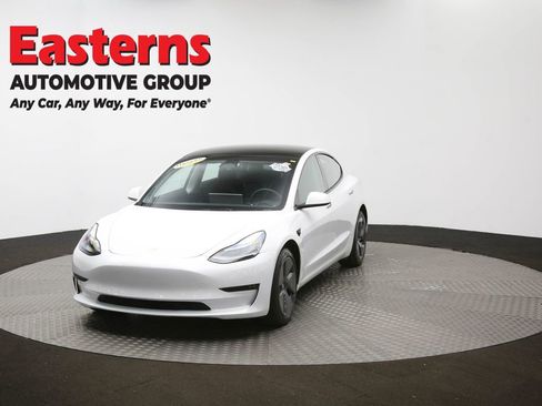 Used 2023 Tesla Model 3 Standard Range image 52