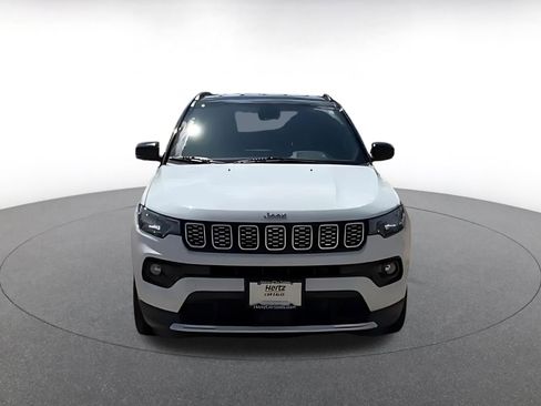 Used 2025 Jeep Compass Limited AWD/4WD image 4