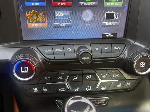 Used 2018 Chevrolet Corvette Stingray Coupe w/ 2LT Preferred Equipment Group image 30