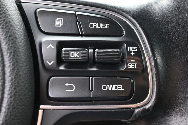 Used 2018 Kia Optima S FWD image 27