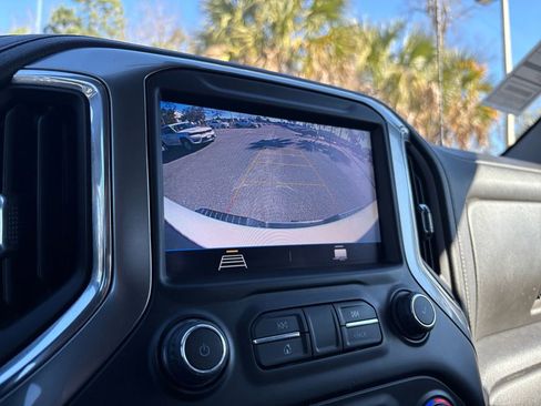 Used 2023 Chevrolet Silverado 2500 LT w/ Convenience Package image 16