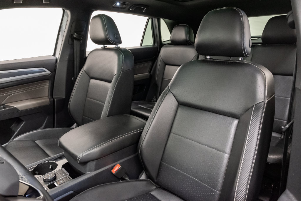 Used 2022 Volkswagen Atlas Cross Sport SEL AWD/4WD image 13