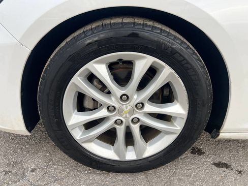 Used 2018 Chevrolet Malibu LT w/ Leather Package image 26