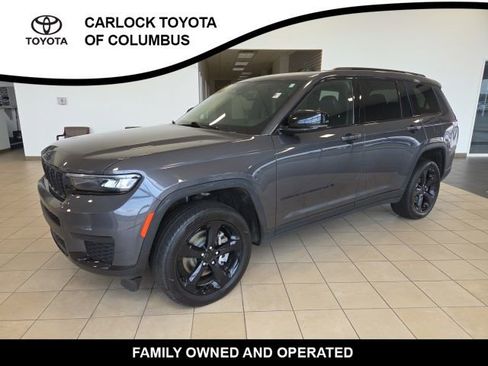 Used 2023 Jeep Grand Cherokee L Laredo AWD/4WD image 3