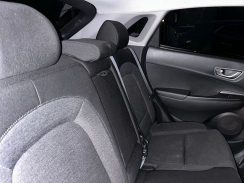 Used 2021 Hyundai Kona SEL FWD image 11