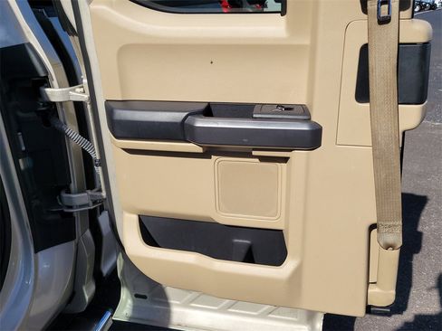 Used 2018 Ford F150 XLT w/ Equipment Group 301A Mid image 14