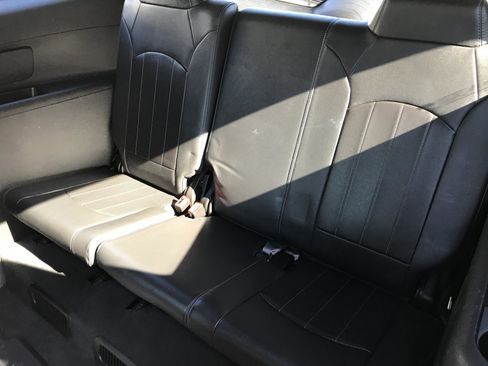 Used 2017 Buick Enclave Leather image 22