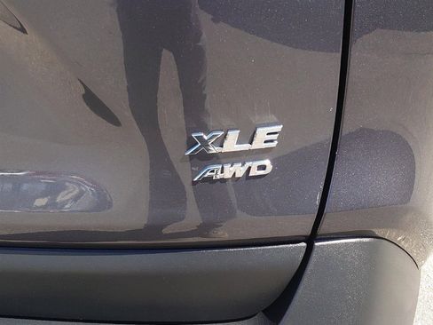 Used 2023 Toyota RAV4 XLE image 5