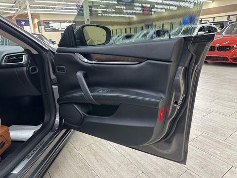 Used 2018 Maserati Ghibli image 45