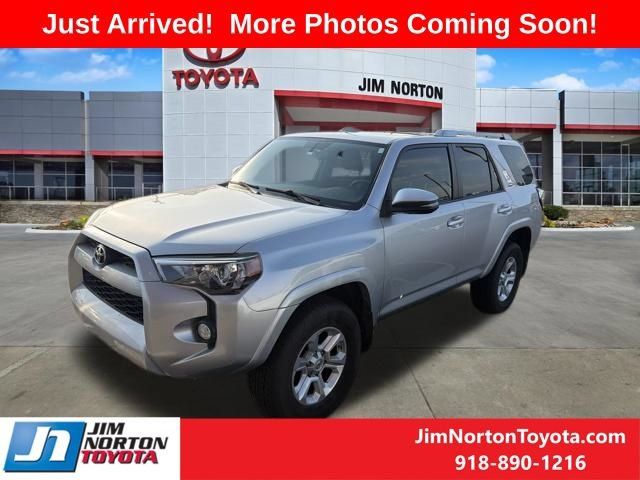 Used 2018 Toyota 4Runner SR5 Premium AWD/4WD image 4