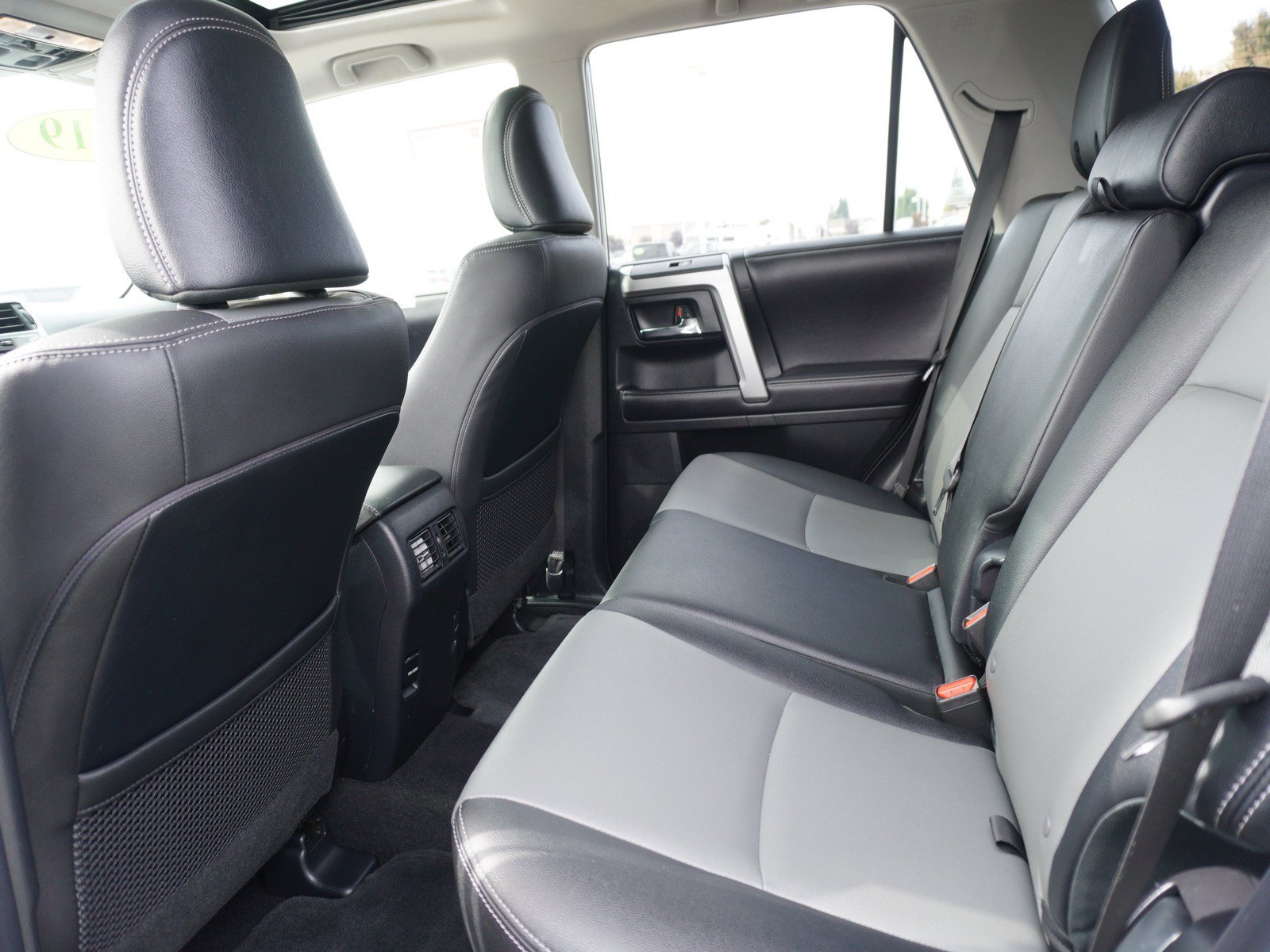 Used 2019 Toyota 4Runner SR5 Premium AWD/4WD image 13