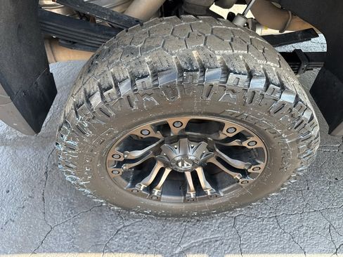 Used 2024 GMC Sierra 3500 Denali Ultimate image 10