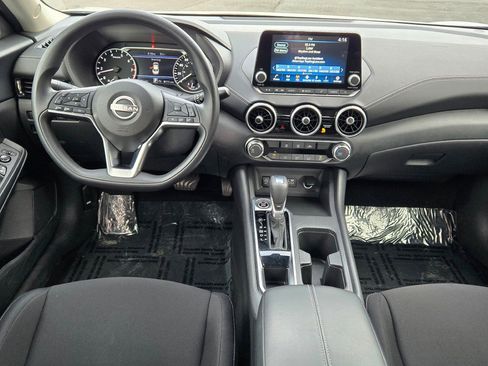 Used 2024 Nissan Sentra SV image 16