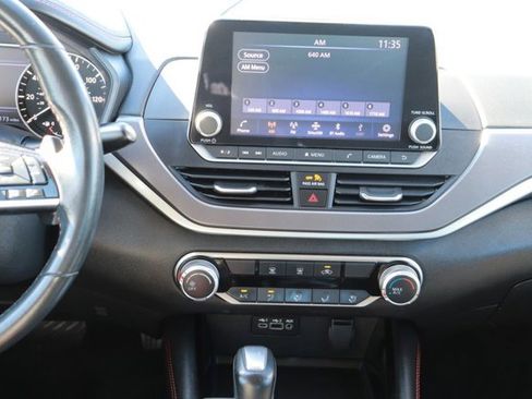 Used 2023 Nissan Altima 2.5 SR image 16