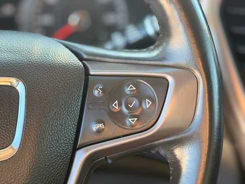 Used 2019 GMC Acadia SLE w/ Driver Alert Package I image 15