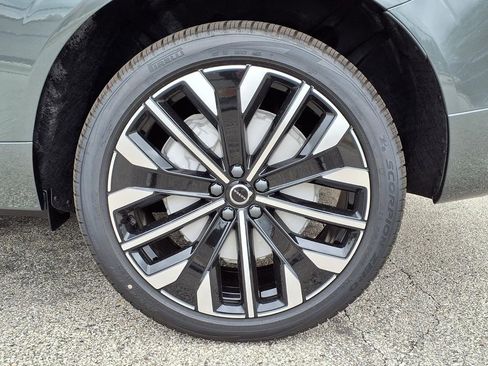 New 2026 Volvo XC60 T8 Ultra w/ Climate Package AWD/4WD image 6