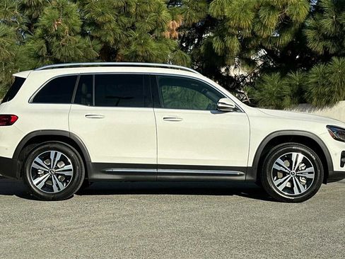 Certified 2025 Mercedes-Benz GLB 250 4MATIC image 3